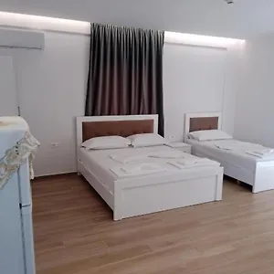 Hotel Opolonia, Ksamil